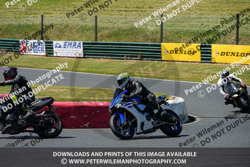 enduro digital images;event digital images;eventdigitalimages;mallory park;mallory park photographs;mallory park trackday;mallory park trackday photographs;no limits trackdays;peter wileman photography;racing digital images;trackday digital images;trackday photos